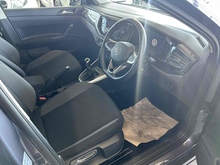 Volkswagen Polo EVO Life - Thumb 6