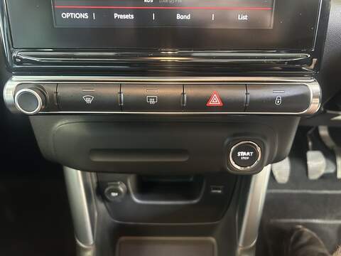 Citroen C3 Aircross 1.6 BlueHDi Flair SUV 5dr Diesel Manual Euro 6 (100 ps) - U10461