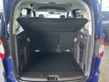 Ford Tourneo Courier TDCi Zetec - Thumb 8