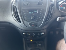 Ford Tourneo Courier TDCi Zetec - Thumb 9