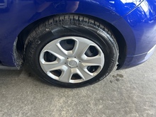 Ford Tourneo Courier TDCi Zetec - Thumb 18