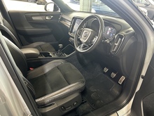 Volvo XC40 T3 R-Design Pro - Thumb 6