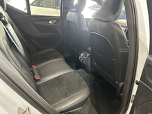 Volvo XC40 T3 R-Design Pro - Thumb 7
