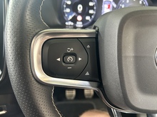 Volvo XC40 T3 R-Design Pro - Thumb 19