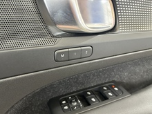 Volvo XC40 T3 R-Design Pro - Thumb 22