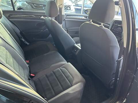 Volkswagen Golf 1.5 TSI EVO GT Estate 5dr Petrol Manual Euro 6 (s/s) (150 ps) - U10477