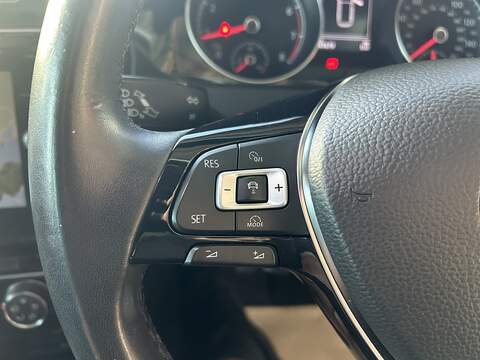 Volkswagen Golf 1.5 TSI EVO GT Estate 5dr Petrol Manual Euro 6 (s/s) (150 ps) - U10477