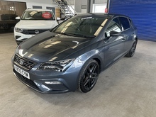 SEAT Leon TSI EVO FR Black Edition - Thumb 1