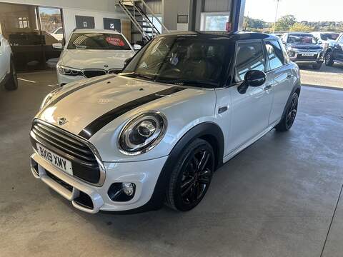 MINI Hatch 1.5 Cooper Sport Hatchback 5dr Petrol Manual Euro 6 (s/s) (136 ps) - U10504