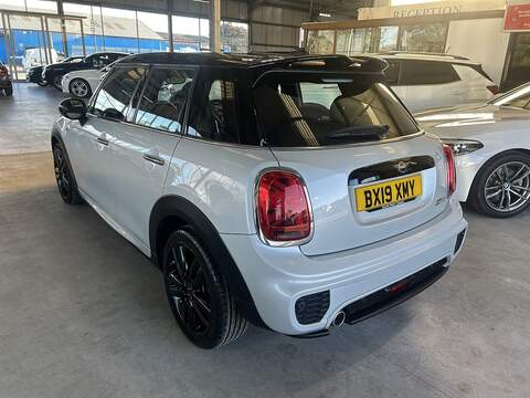 MINI Hatch 1.5 Cooper Sport Hatchback 5dr Petrol Manual Euro 6 (s/s) (136 ps) - U10504