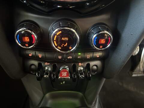 MINI Hatch 1.5 Cooper Sport Hatchback 5dr Petrol Manual Euro 6 (s/s) (136 ps) - U10504