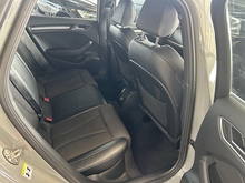 Audi A3 TFSI Black Edition - Thumb 7
