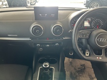 Audi A3 TFSI Black Edition - Thumb 9