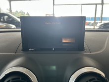 Audi A3 TFSI Black Edition - Thumb 13