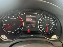 Audi A3 TFSI Black Edition - Thumb 14
