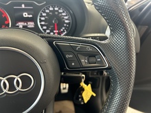 Audi A3 TFSI Black Edition - Thumb 16