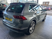 Volkswagen Tiguan TDI SEL - Thumb 3