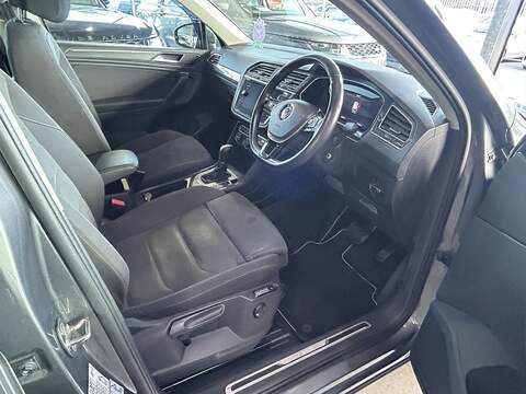 Volkswagen Tiguan 2.0 TDI SEL SUV 5dr Diesel DSG 4Motion Euro 6 (s/s) (190 ps) - U10509