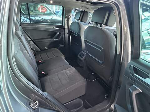 Volkswagen Tiguan 2.0 TDI SEL SUV 5dr Diesel DSG 4Motion Euro 6 (s/s) (190 ps) - U10509