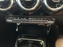 Mercedes-Benz A Class A180d AMG Line - Thumb 12