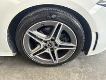 Mercedes-Benz A Class A180d AMG Line - Thumb 20