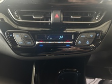 Toyota C-HR VVT-h Dynamic - Thumb 13