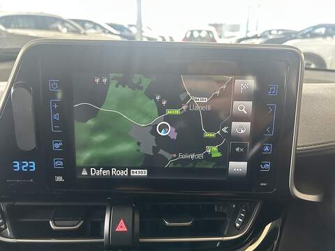 Toyota C-HR 1.8 VVT-h Dynamic SUV 5dr Petrol Hybrid CVT Euro 6 (s/s) (122 ps) - U10514