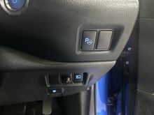 Toyota C-HR VVT-h Dynamic - Thumb 20