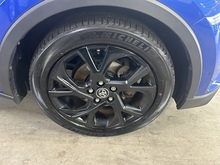 Toyota C-HR VVT-h Dynamic - Thumb 22