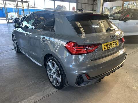 Audi A1 2.0 TFSI 40 S line Competition Sportback 5dr Petrol S Tronic Euro 6 (s/s) (200 ps) - U10519