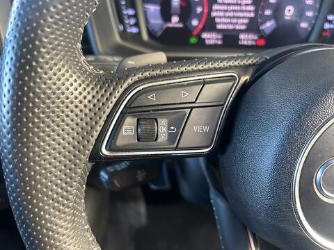 Audi A1 2.0 TFSI 40 S line Competition Sportback 5dr Petrol S Tronic Euro 6 (s/s) (200 ps) - U10519