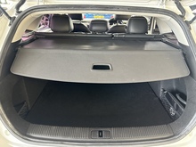 MG MG5 Exclusive Long Range - Thumb 8