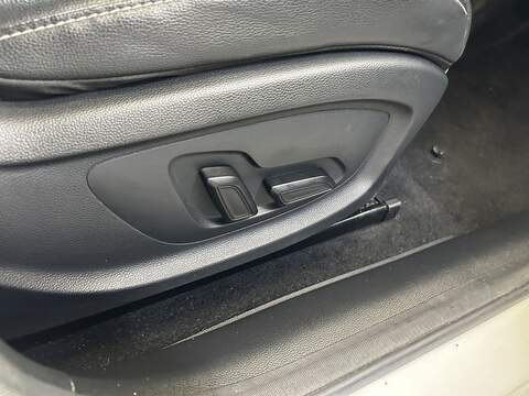 MG MG5 61.1kWh Exclusive Long Range Estate 5dr Electric Auto (156 ps) - U10520