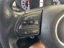 MG MG5 Exclusive Long Range - Thumb 18