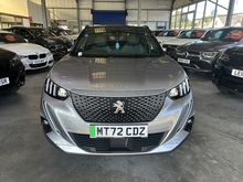 Peugeot E-2008 GT - Thumb 2