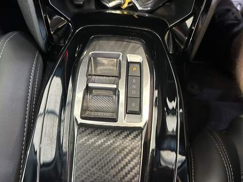 Peugeot E-2008 50kWh GT SUV 5dr Electric Auto (7kW Charger) (136 ps) - U10523