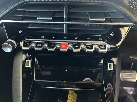 Peugeot E-2008 50kWh GT SUV 5dr Electric Auto (7kW Charger) (136 ps) - U10523