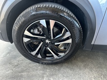 Peugeot E-2008 GT - Thumb 22