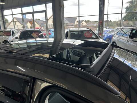 Ford Focus 1.0T EcoBoost Active X Estate 5dr Petrol Manual Euro 6 (s/s) (125 ps) - U10529