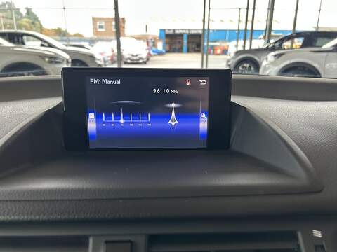 Lexus CT 1.8 200h Sport Hatchback 5dr Petrol Hybrid CVT Euro 6 (s/s) (136 ps) - U10530