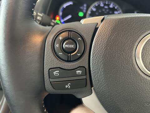 Lexus CT 1.8 200h Sport Hatchback 5dr Petrol Hybrid CVT Euro 6 (s/s) (136 ps) - U10530