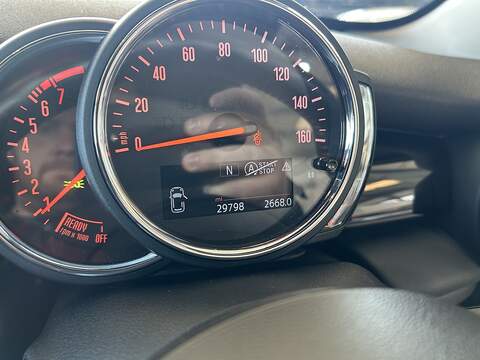 MINI Hatch 1.5 Cooper Sport Hatchback 3dr Petrol Manual Euro 6 (s/s) (136 ps) - U10536