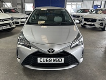 Toyota Yaris VVT-i Icon Tech - Thumb 2