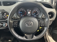 Toyota Yaris VVT-i Icon Tech - Thumb 10