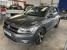 Volkswagen Tiguan TDI SE Navigation - Thumb 1