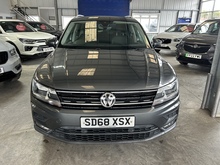 Volkswagen Tiguan TDI SE Navigation - Thumb 2