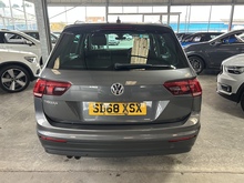 Volkswagen Tiguan TDI SE Navigation - Thumb 5