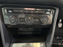 Volkswagen Tiguan TDI SE Navigation - Thumb 13