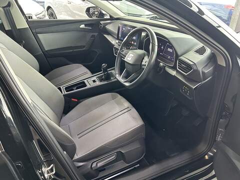 SEAT Leon 1.0 TSI EVO SE Dynamic Hatchback 5dr Petrol Manual Euro 6 (s/s) (110 ps) - U10544