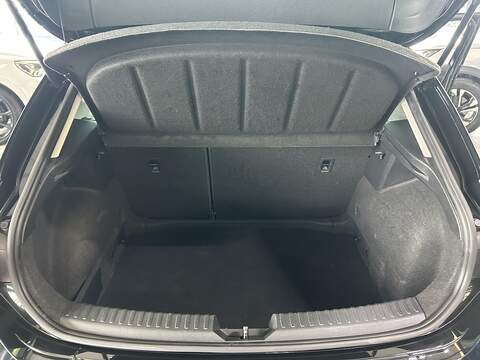 SEAT Leon 1.0 TSI EVO SE Dynamic Hatchback 5dr Petrol Manual Euro 6 (s/s) (110 ps) - U10544